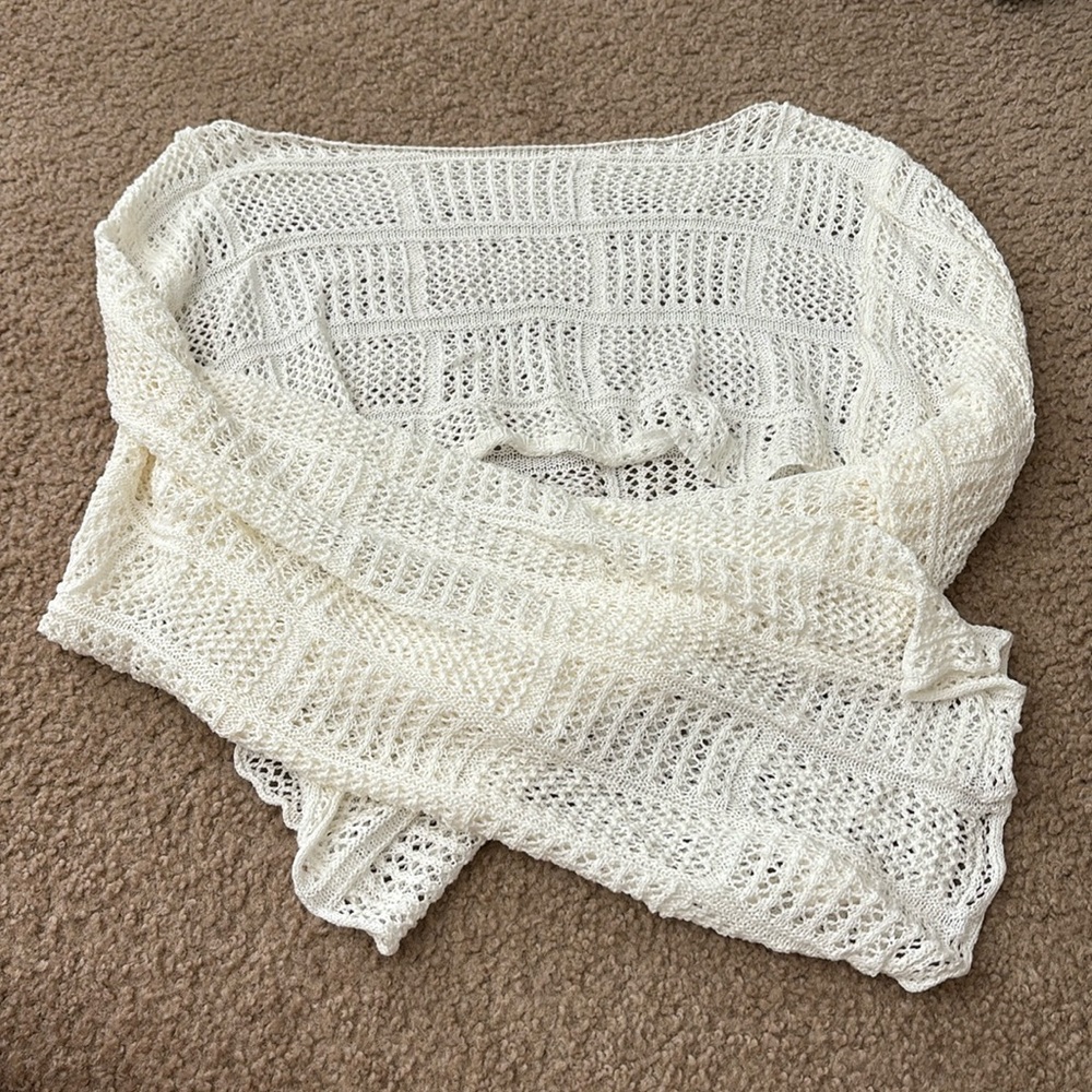 cropped crotchet top